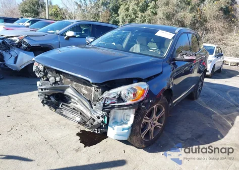 2015 Volvo Xc60 T6 из США, поврежденный, VIN YV4902RKXF2633865